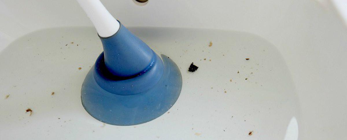 Lavabo ontstoppen? Dat is werk voor een echte vakman!